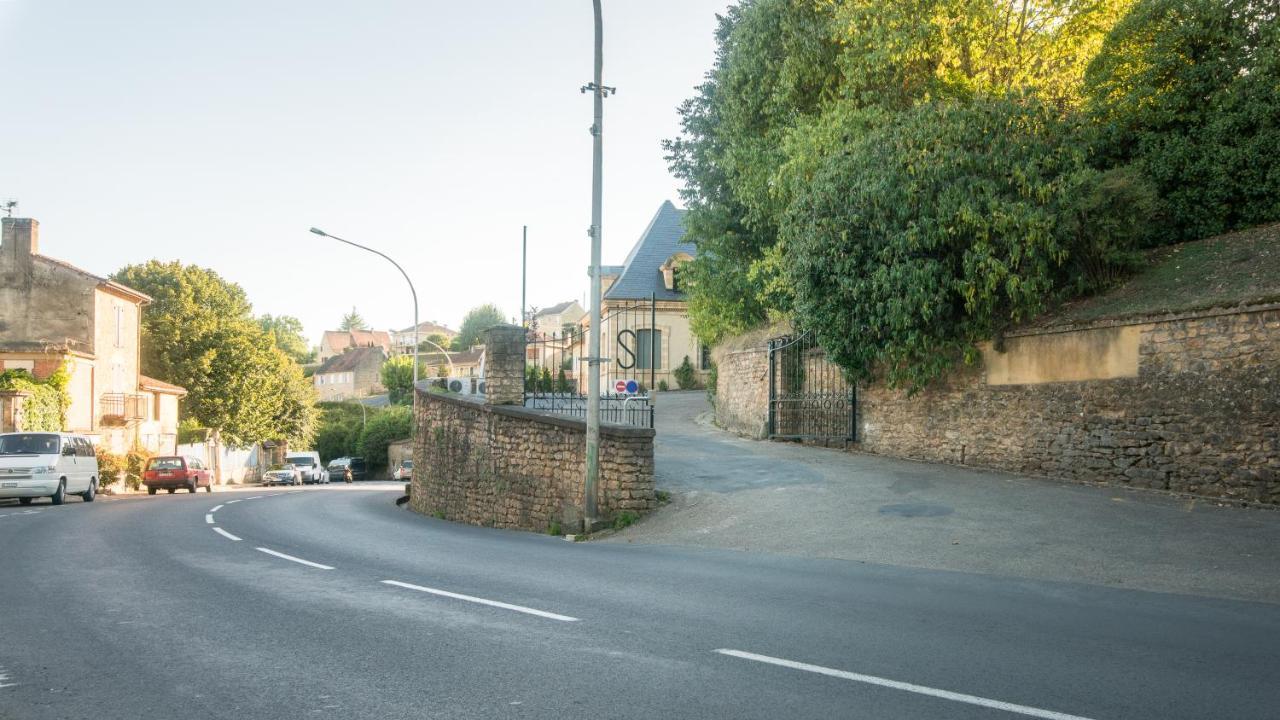 Le Nid Discret Avec Balcon Et Parking Prive Gratuit Lägenhet Sarlat-la-Canéda Exteriör bild